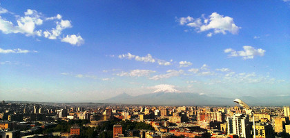 Арарат и центр Еревана