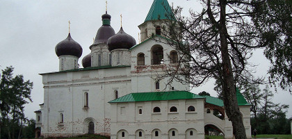 Антониево-Сийский монастырь, Троицкий собор с колокольней