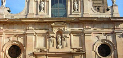 Фасад церкви Сан-Джованни Евангелиста в Парме