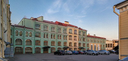 Внутренний двор Гостиного двора, Санкт-Петербург