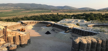 Историческая площадка, посвященная Крымской войне и героической Первой обороне Севастополя в Парке живой истории