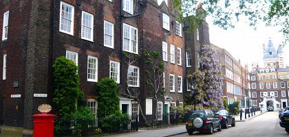 Холборн, отель Lincoln's Inn