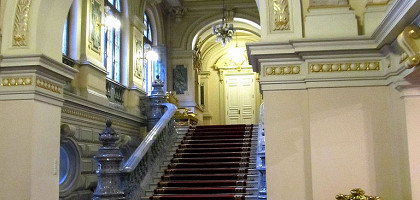 Дворец Котрочень, парадная лестница