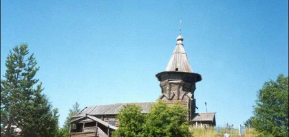 Старая церковь на острове Лычный