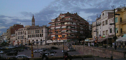Площадь Святого Петра в Паламосе, Коста-Брава