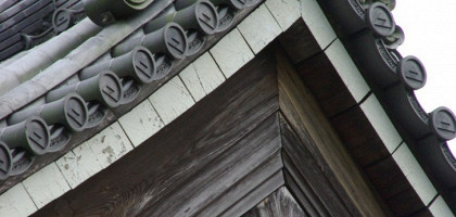 Каменный скит в храме Engakuji в Камакуре