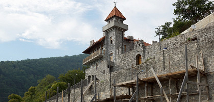 Замок принца Ольденбургского в Гагре, Абхазия