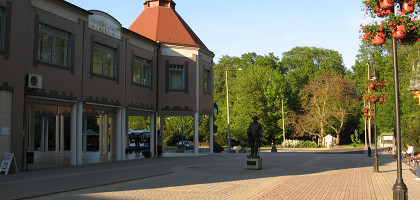 Улицы курорта, Хевиз