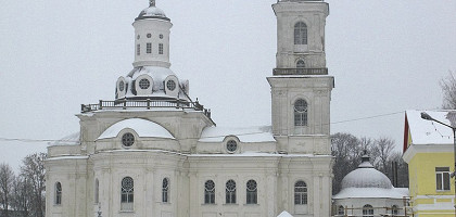 Воскресенский собор в Почепе