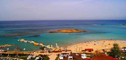 Вид на бухту Фиг-Три на Кипре