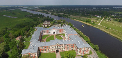 Митавский дворец, Латвия