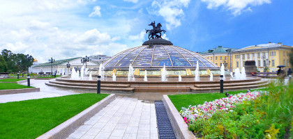 Фонтан «Часы мира», Москва, Россия