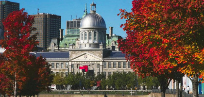 Исторический старый рынок Bonsecours в Квебеке