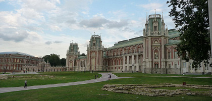 Дворцово-парковый ансамбль Царицыно, Большой Царицынский дворец