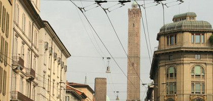 97-метровая башня Болоньи