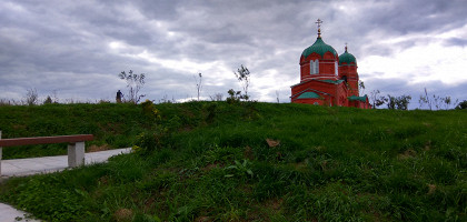 На подходе к храму Рождества Богородицы, Куликово поле
