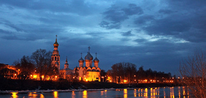 Ансамбль Вологодского кремля в вечернем освещении