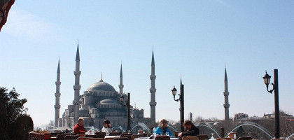 Вид на Голубую мечеть в Стамбуле