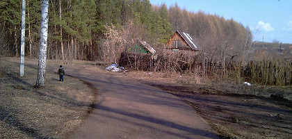 Лыже-роллерная трасса возле садовых участков в Ишимбайе, Республика Башкортостан