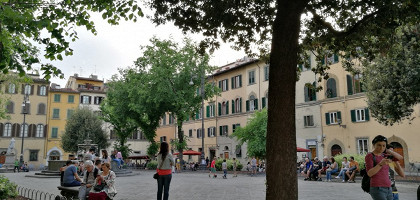 Аллея для отдыха туристов и местных жителей, Флоренция, Италия