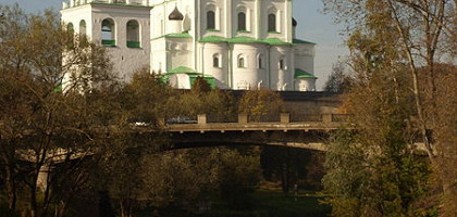 Троицкий собор и Троицкий (Советский) мост, Псков