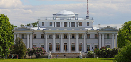 Елагин дворец, главный фасад