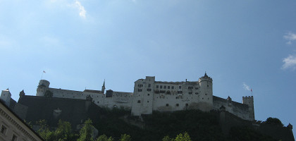 Вид на гору Фестунгберг и крепость Хоэнзальцбург