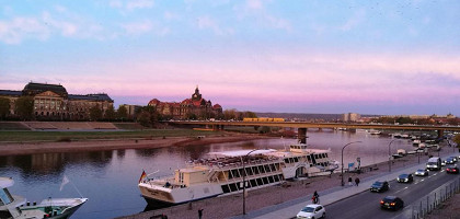 Река Эльба в Дрездене, Германия