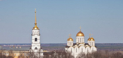 Вид на Успенский собор во Владимире