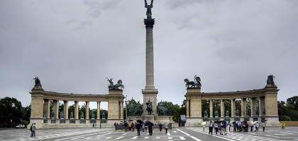 Парк Варошлигет, площадь Героев