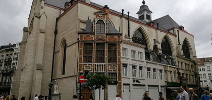 Вид на церковь Святого Николая в Брюсселе