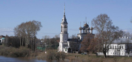 Заречье вологда. Вологда Заречье фото. Памятник в Заречье Вологда. Памятники архитектуры и исторические Вологды в Заречье.