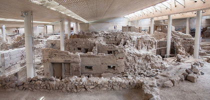 Акротири, раскопки на месте поселения Бронзового века