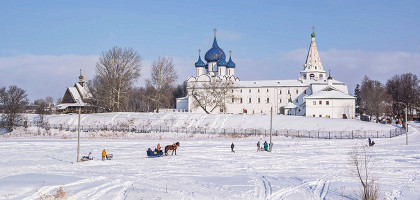 Зимний день в Суздале