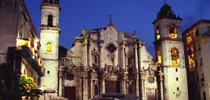 Кафедральный собор Гаваны ночью