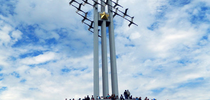 Памятник «Журавли»