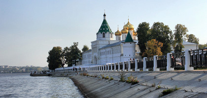 Ипатьевский монастырь, река Кострома, Кострома