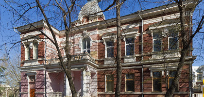 Особняк Динцера