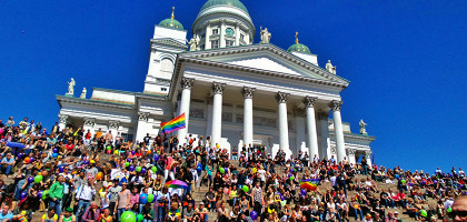 Гей-парад в Хельсинки