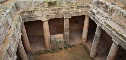 Царские гробницы в Пафосе, дорический атриум