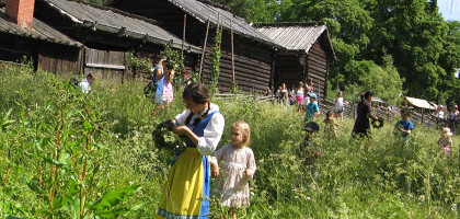 Плетение венков в Скансене, Стокгольм