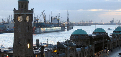 Порт Гамбурга, морской вокзал