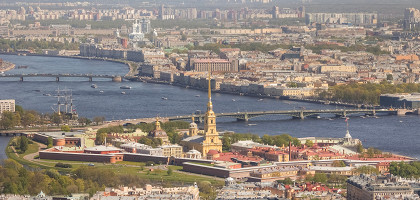 Санкт-Петербург, вид на Петропавловскую крепость