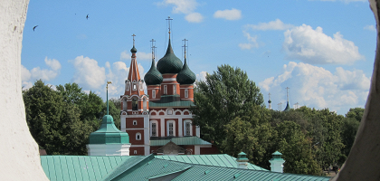 Вид на церковь Архангела Михаила