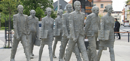Скульптура Торопящиеся менеджеры, Ческе-Будеёвице