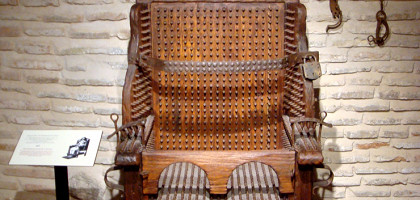 Кресло допроса, музей инквизиции в Толедо