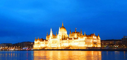 Венгерский парламент, вечер в Будапеште