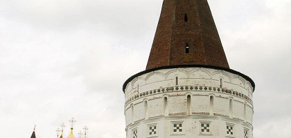 Иосифо-Волоколамский монастырь, Воскресенская башня.