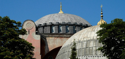 Вид на мечеть в Стамбуле