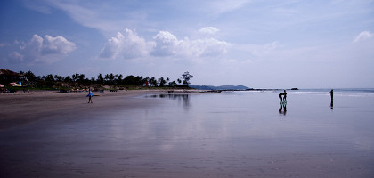 На пляже Морджима, Индия